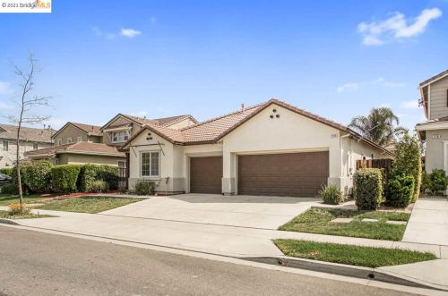 210 Daylily Ln, Grayson, CA 95363-8368