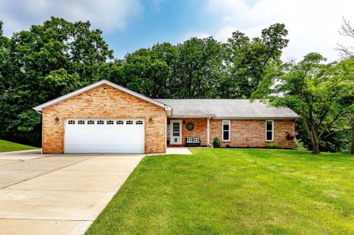 3047 Triplecrown Dr, North Bend, OH 45052-9606