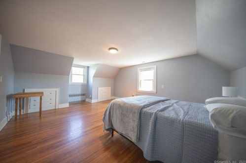 17 Wild Rose Pl, Waterford CT  06385-2328 exterior