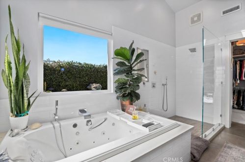 23317 Carlow Rd, Torrance CA  90505-4454 exterior