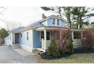 264 Sowams Rd, Barrington, RI 02806-3923