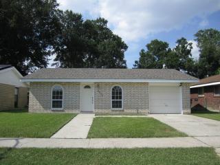 2520 Pritchard Rd, Marrero, LA 70072-6113