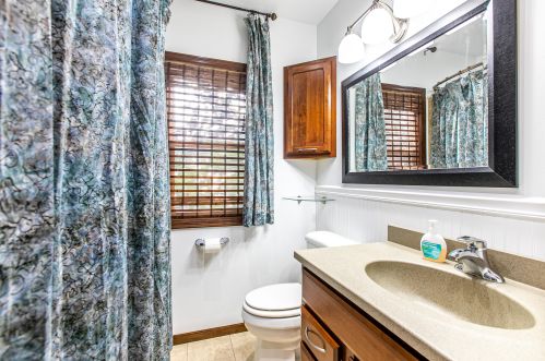 4302 5 Ave, Kenosha WI 53140-2915 exterior