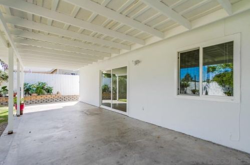 662 Michael St, Oceanside CA  92057-3504 exterior