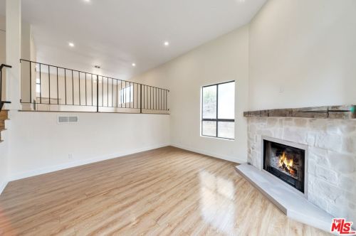 26003 Alizia Canyon Dr, Calabasas CA  91302-3424 exterior