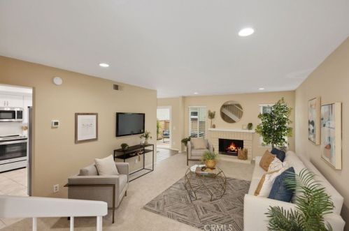 11 Cresthaven, Irvine, CA 92604-3314
