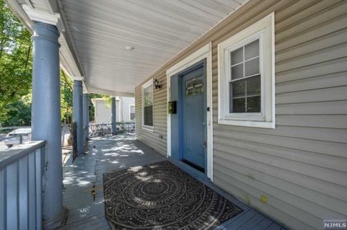 614 Irvine Turner Blvd, Newark NJ  07112-2760 exterior