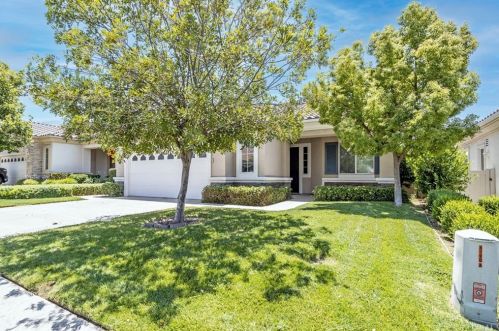 887 Westchester Rd, Beaumont, CA 92223-8549