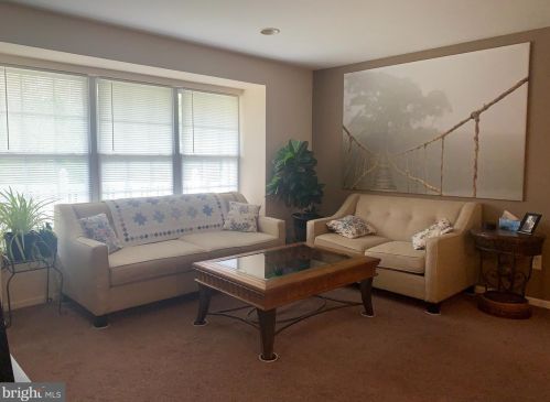 1206 Tanglewood Dr, Erial NJ  08081-1165 exterior