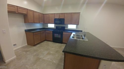 3931 Narrowleaf Dr, Gilbert AZ  85298-0431 exterior