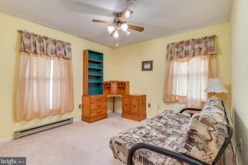 533 Morison St, Charles Town WV  25414-1144 exterior