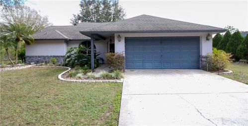 24210 Lndg Dr, Lutz FL  33559-7318 exterior