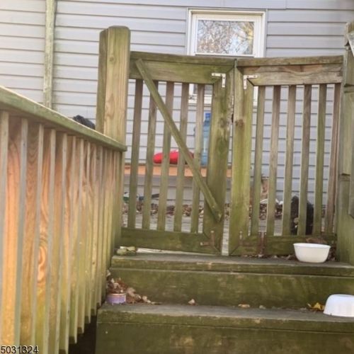 650 Rdg Rd, West Milford Lakes NJ  07480-2070 exterior