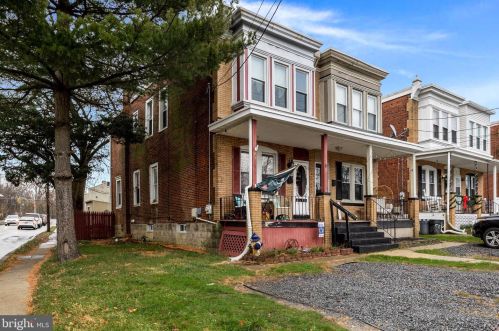 1 Atlantic Ave, Camden NJ  08106-1469 exterior