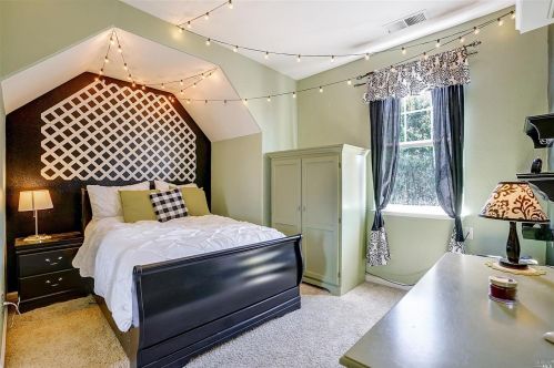 2421 Waltzer Rd, Santa Rosa CA  95403-1868 exterior