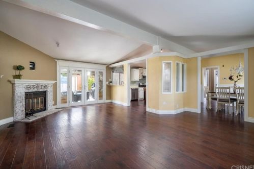27546 Jasper Way, Santa Clarita CA  91384-3162 exterior