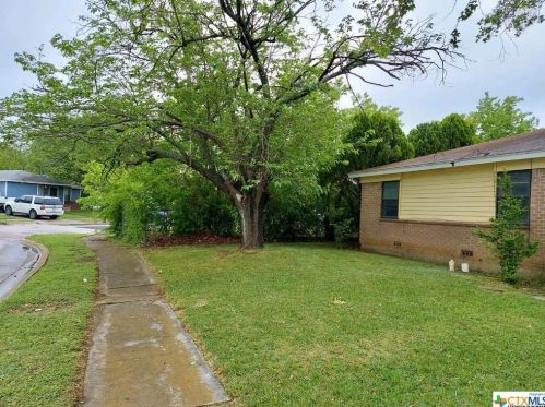 701 Avenue, Copperas Cove TX  exterior