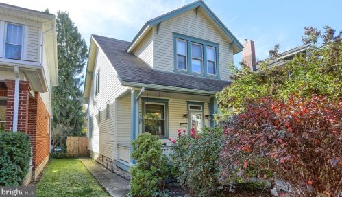 3619 Brisban St, Harrisburg, PA 17111-1945