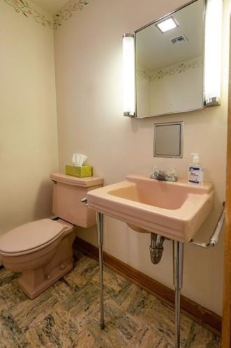 406 Davis Ave, Somerset PA  15501-1714 exterior