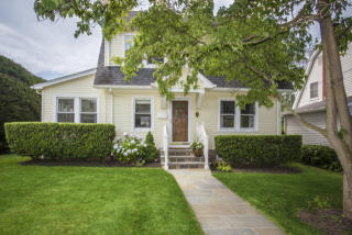 115 Bradford Ave, Rye, NY 10580-1124