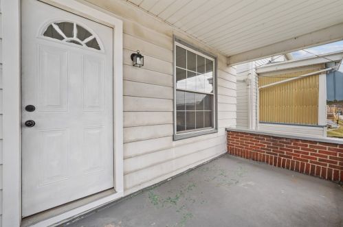 208 3rd St, West Newton, PA 15089-1615