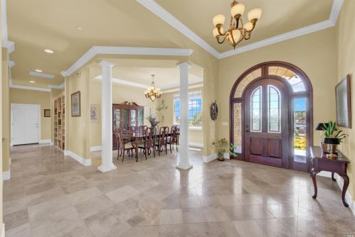 3959 Skyhawk Ln, Vacaville CA  95688-9516 exterior