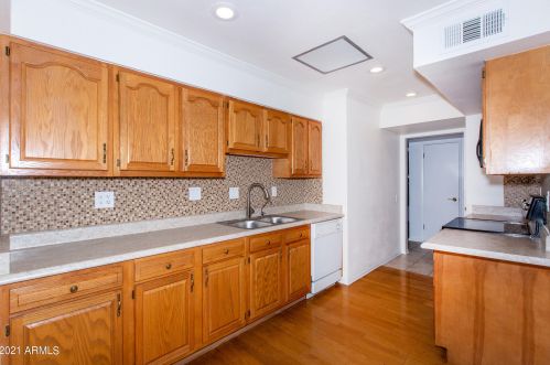 9941 Concho Cir, Sun City AZ 85373-1203 exterior