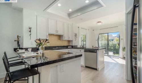 133 Kingswood Cir, Danville CA  94506-6051 exterior
