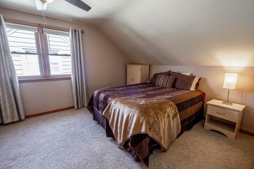 3051 89, Milwaukee WI 53222-3605 exterior