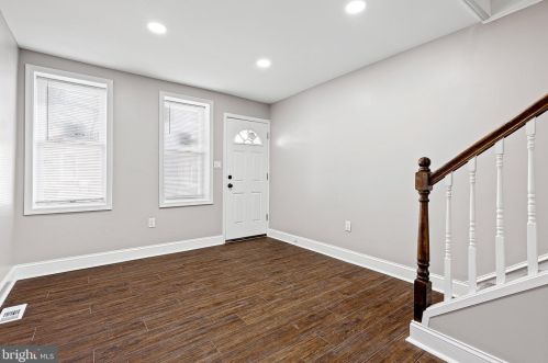 1136 Beech St, Wilmington, DE 19805-4323