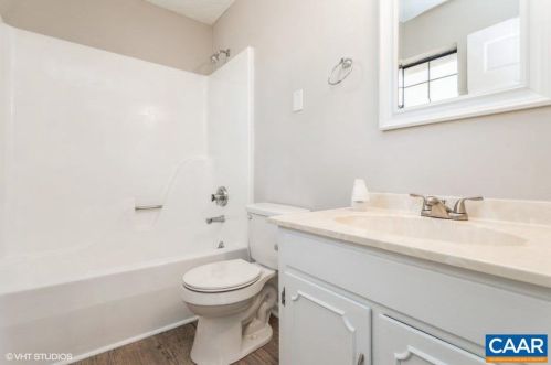 543 Jefferson Dr, Bybee VA  22963-3212 exterior