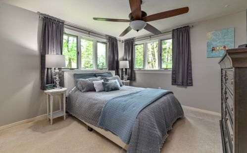 2567 Aldon Dr, Sewickley PA  15143-8612 exterior