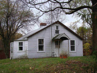 114 Cross Rd, Staatsburg, NY 12580-6031