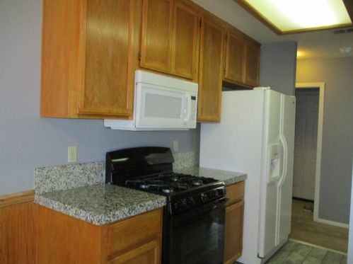 2214 Park Pl Ct, Los Banos CA 93635-5414 exterior