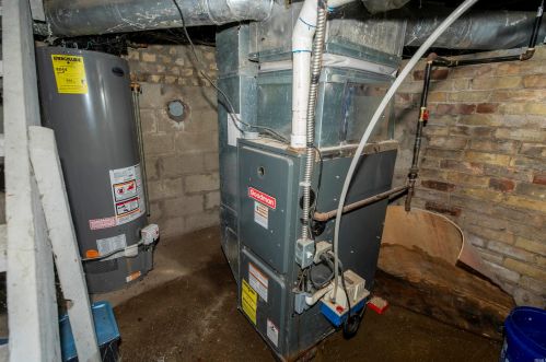 815 Liberty Dr, Mishawaka IN  46545-5905 exterior