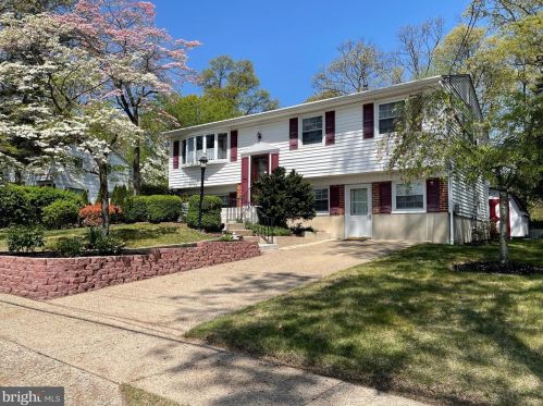 20 Greenbriar Rd, Blenheim, NJ 08012-2114