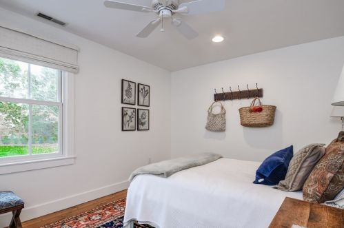 30 Glenwood St, Natick MA 01760-5649 exterior