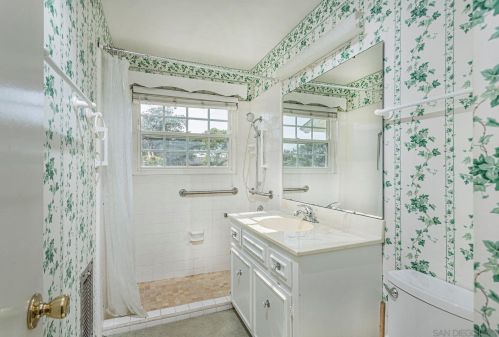 911 Cabrillo Ave, San Diego CA exterior