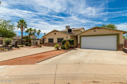 4831 Kimberly Way, Glendale, AZ 85308-4842