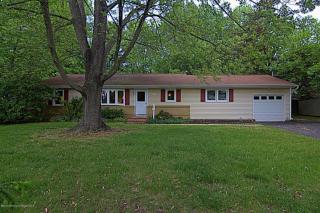 19 Highview Cir, Middletown, NJ 07748-2811