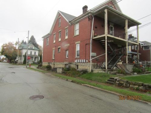 441 Center Ave, Somerset, PA 15501-1401