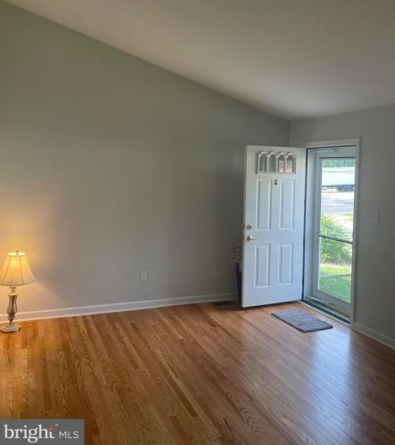 3708 Schleicher Ave, Camden, NJ 08110-6428