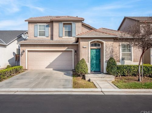4116 Peach Tree Ln, Fresno, CA 93722-8216