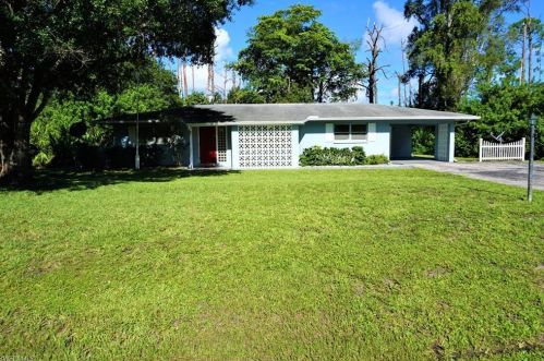 1409 Broadway Ave, Lehigh Acres, FL 33972-2221