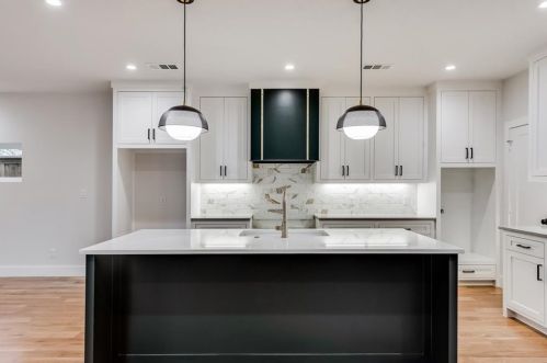 9003 Frst Hl Blvd, Dallas TX 75218-3633 exterior