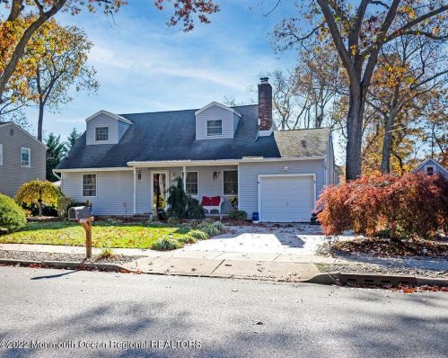 1497 Green Grove Rd, Bricktown, NJ 08724-4224