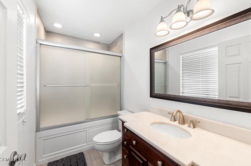 840 Beachnut Ave, Simi Valley CA  93065-5278 exterior