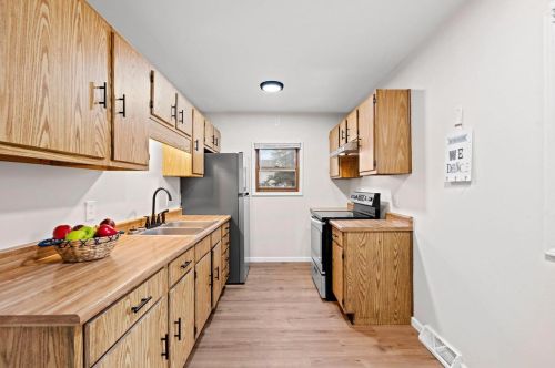 330 Grove St, Manawa WI  54949-9251 exterior