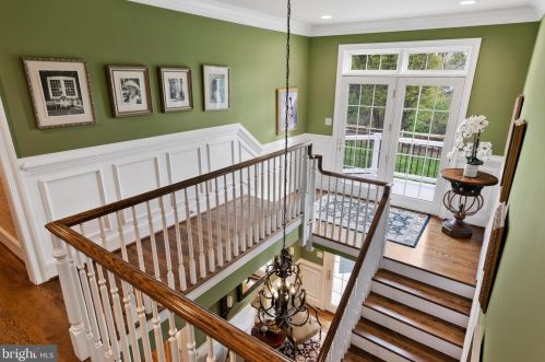 466 Black Swan Ln, Berwyn PA  19312-1908 exterior