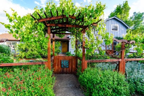 15 Mill Ct, Ukiah, CA 95482-4653